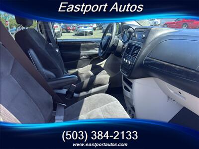 2014 Dodge Grand Caravan American Value Packa   - Photo 9 - Portland, OR 97266