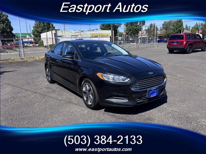 2013 Ford Fusion SE   - Photo 1 - Portland, OR 97266