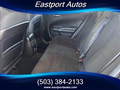 2014 Dodge Charger SE   - Photo 11 - Portland, OR 97266
