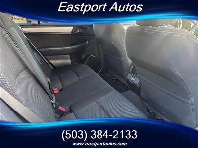 2018 Subaru Outback 2.5i Premium   - Photo 12 - Portland, OR 97266