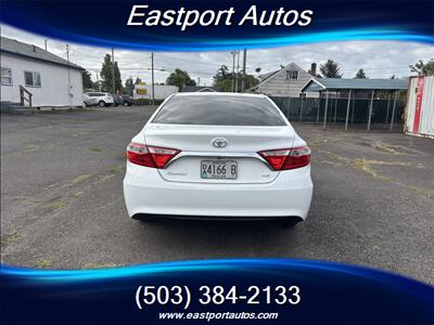 2015 Toyota Camry LE   - Photo 8 - Portland, OR 97266