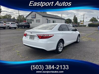 2015 Toyota Camry LE   - Photo 6 - Portland, OR 97266
