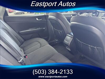 2016 Kia Optima LX   - Photo 12 - Portland, OR 97266