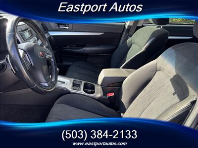 2013 Subaru Legacy 2.5i Premium   - Photo 9 - Portland, OR 97266
