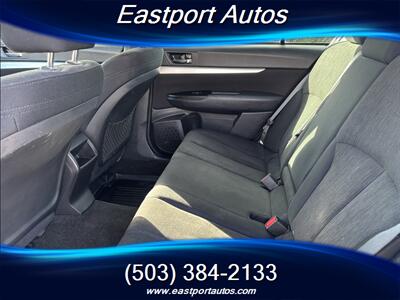 2013 Subaru Legacy 2.5i Premium   - Photo 12 - Portland, OR 97266
