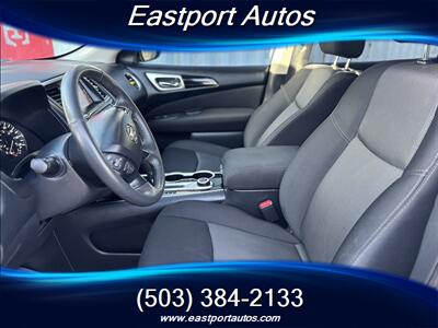 2017 Nissan Pathfinder SV   - Photo 9 - Portland, OR 97266