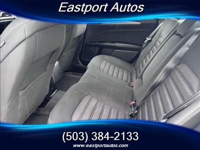 2017 Ford Fusion SE   - Photo 12 - Portland, OR 97266