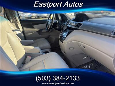 2011 Honda Odyssey EX-L   - Photo 9 - Portland, OR 97266