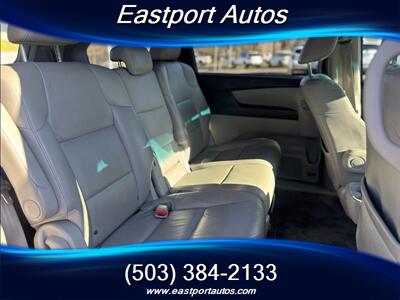 2011 Honda Odyssey EX-L   - Photo 10 - Portland, OR 97266