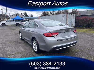 2016 Chrysler 200 Limited   - Photo 5 - Portland, OR 97266