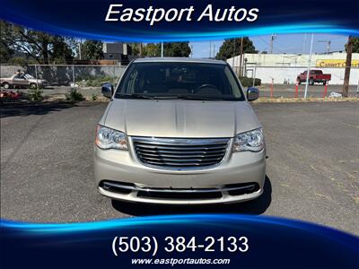 2015 Chrysler Town & Country Touring-L   - Photo 7 - Portland, OR 97266