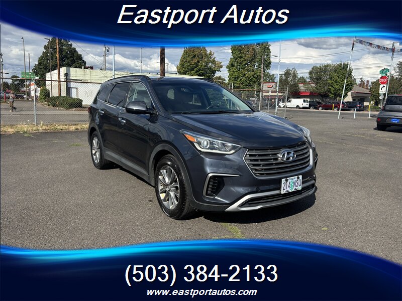 2017 Hyundai SANTA FE SE   - Photo 1 - Portland, OR 97266