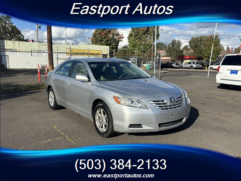 2009 Toyota Camry LE   - Photo 1 - Portland, OR 97266