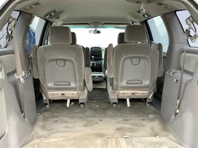 2008 Toyota Sienna CE 7-Passenger   - Photo 31 - Crest Hill, IL 60403