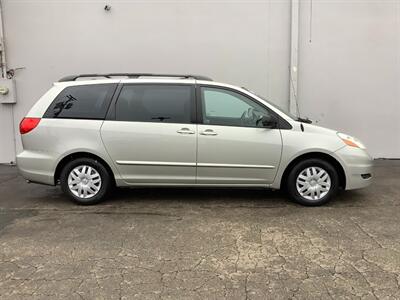 2008 Toyota Sienna CE 7-Passenger   - Photo 9 - Crest Hill, IL 60403