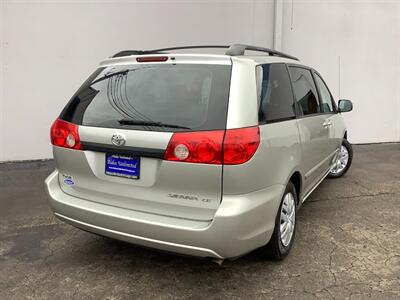 2008 Toyota Sienna CE 7-Passenger   - Photo 7 - Crest Hill, IL 60403