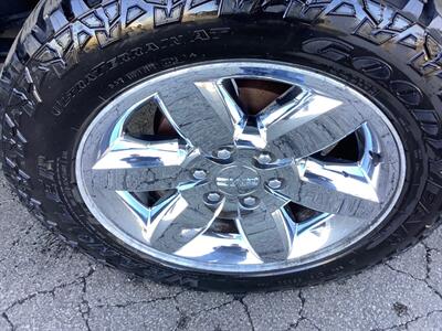 2012 GMC Sierra 1500 SLT   - Photo 43 - Crest Hill, IL 60403