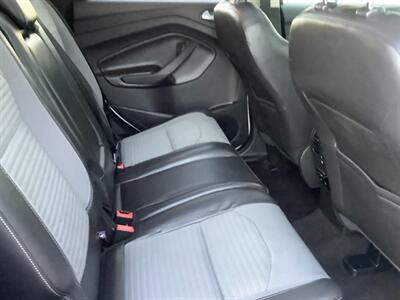 2017 Ford Escape SE   - Photo 28 - Crest Hill, IL 60403