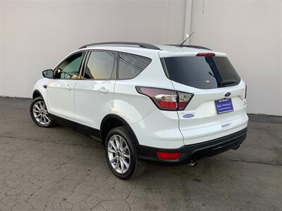 2017 Ford Escape SE   - Photo 7 - Crest Hill, IL 60403