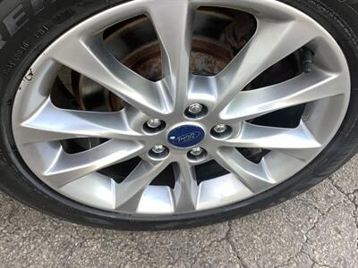 2017 Ford Escape SE   - Photo 40 - Crest Hill, IL 60403