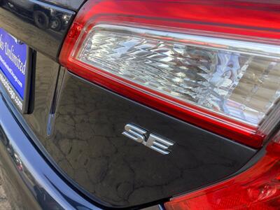 2012 Toyota Camry SE   - Photo 33 - Crest Hill, IL 60403