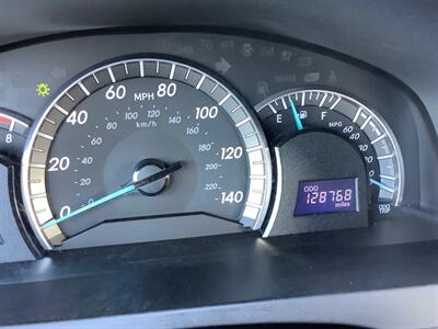 2012 Toyota Camry SE   - Photo 12 - Crest Hill, IL 60403