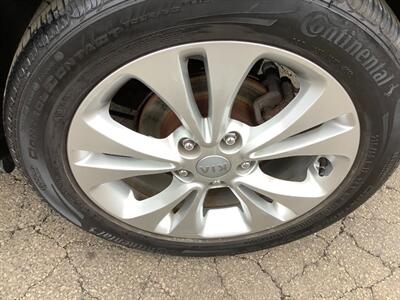 2015 Kia Soul + - Photo 36 - Crest Hill, IL 60403