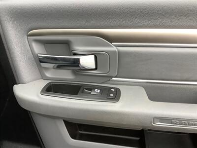 2016 RAM 1500 Big Horn - Photo 29 - Crest Hill, IL 60403
