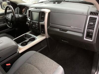 2016 RAM 1500 Big Horn - Photo 31 - Crest Hill, IL 60403