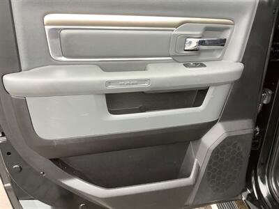 2016 RAM 1500 Big Horn - Photo 22 - Crest Hill, IL 60403