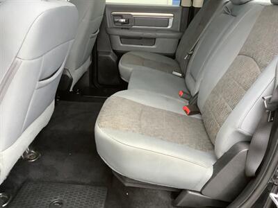 2016 RAM 1500 Big Horn - Photo 23 - Crest Hill, IL 60403