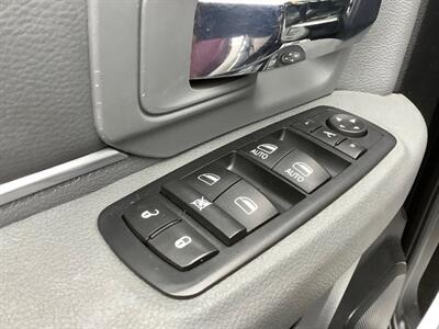 2016 RAM 1500 Big Horn - Photo 12 - Crest Hill, IL 60403