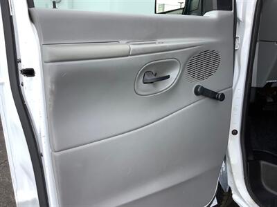 2003 Ford E-250 - Photo 13 - Crest Hill, IL 60403