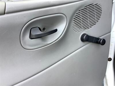 2003 Ford E-250 - Photo 14 - Crest Hill, IL 60403