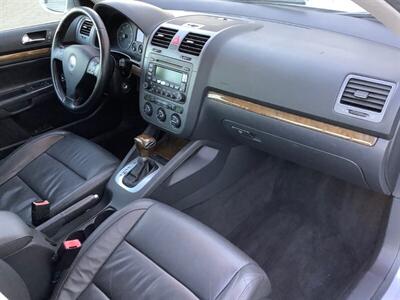 2005 Volkswagen Jetta 2.5   - Photo 25 - Crest Hill, IL 60403
