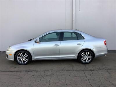 2005 Volkswagen Jetta 2.5   - Photo 3 - Crest Hill, IL 60403