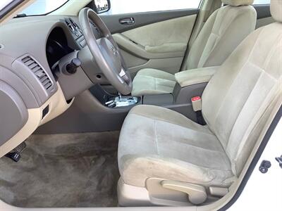 2008 Nissan Altima 2.5 S   - Photo 12 - Crest Hill, IL 60403