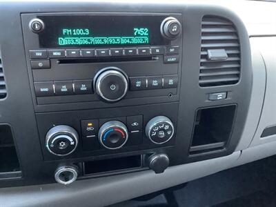 2009 Chevrolet Silverado 1500 Work Truck   - Photo 18 - Crest Hill, IL 60403