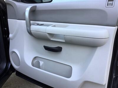 2009 Chevrolet Silverado 1500 Work Truck   - Photo 27 - Crest Hill, IL 60403