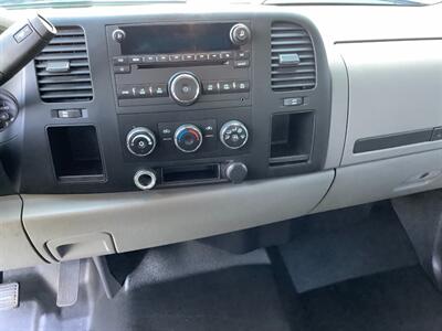 2009 Chevrolet Silverado 1500 Work Truck   - Photo 15 - Crest Hill, IL 60403