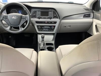 2015 Hyundai SONATA Limited   - Photo 30 - Crest Hill, IL 60403