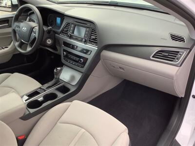 2015 Hyundai SONATA Limited   - Photo 28 - Crest Hill, IL 60403