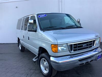 2007 Ford E-Series Wagon E-150 XL  SPINAL CORD INJURY VAN HANDICAP VAN SEE DESCRIPTION - Photo 8 - Crest Hill, IL 60403