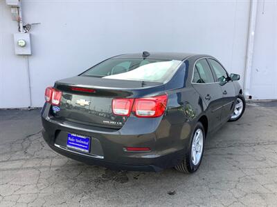 2015 Chevrolet Malibu LS - Photo 8 - Crest Hill, IL 60403