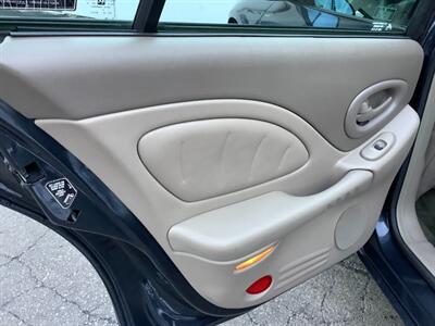 2000 Pontiac Bonneville SSEi   - Photo 21 - Crest Hill, IL 60403