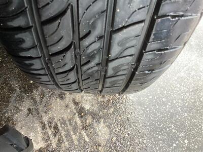 2015 Chrysler 200 Limited   - Photo 31 - Crest Hill, IL 60403