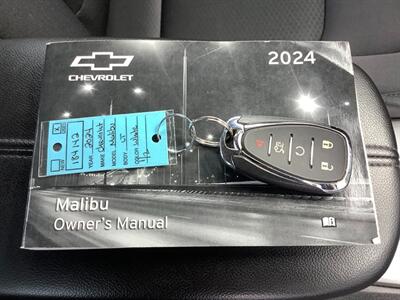 2024 Chevrolet Malibu LT - Photo 36 - Crest Hill, IL 60403
