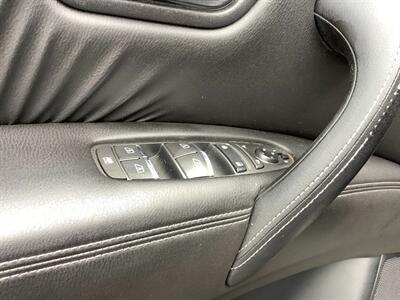 2016 INFINITI QX80   - Photo 15 - Crest Hill, IL 60403