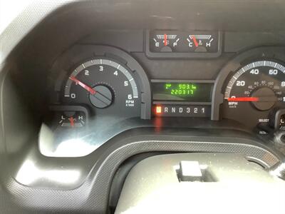 2016 Ford E-350 SD   - Photo 17 - Crest Hill, IL 60403