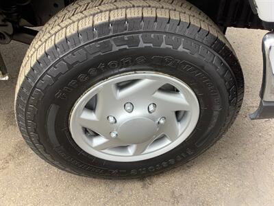 2016 Ford E-350 SD   - Photo 43 - Crest Hill, IL 60403